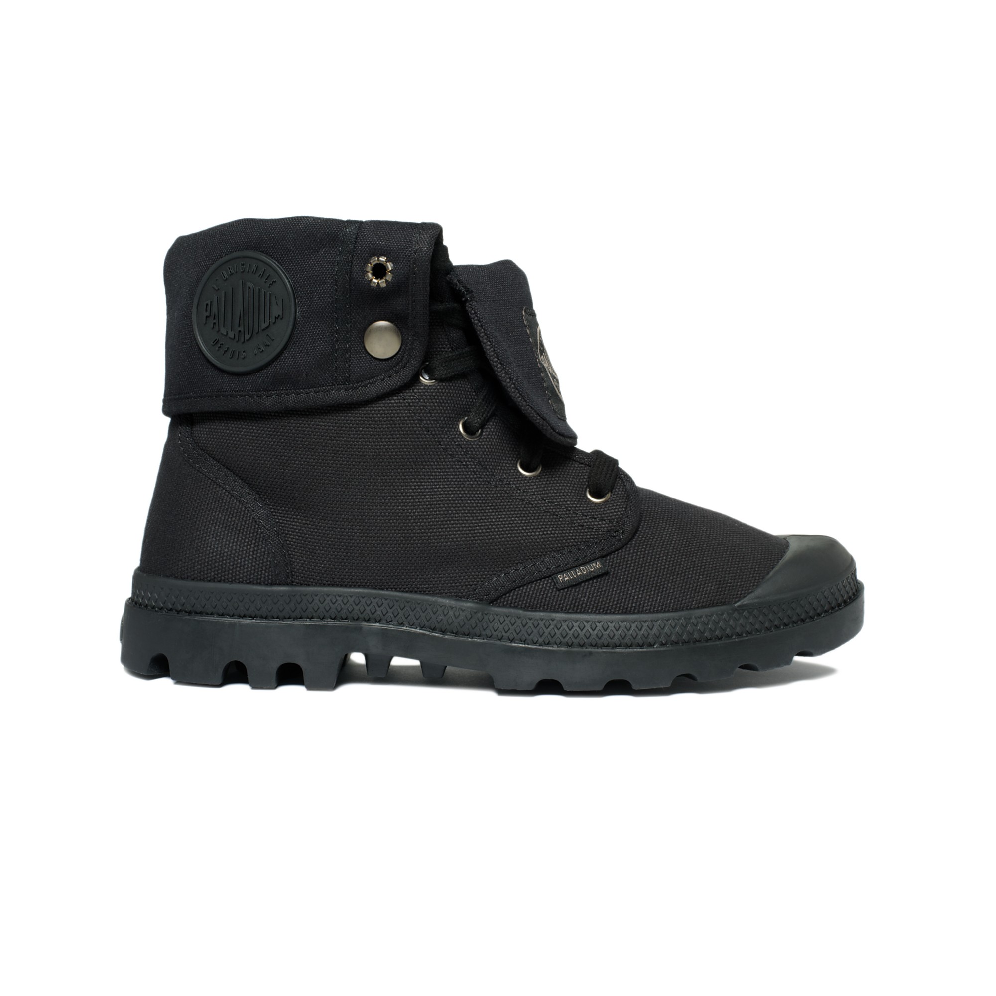 palladium black canvas boots