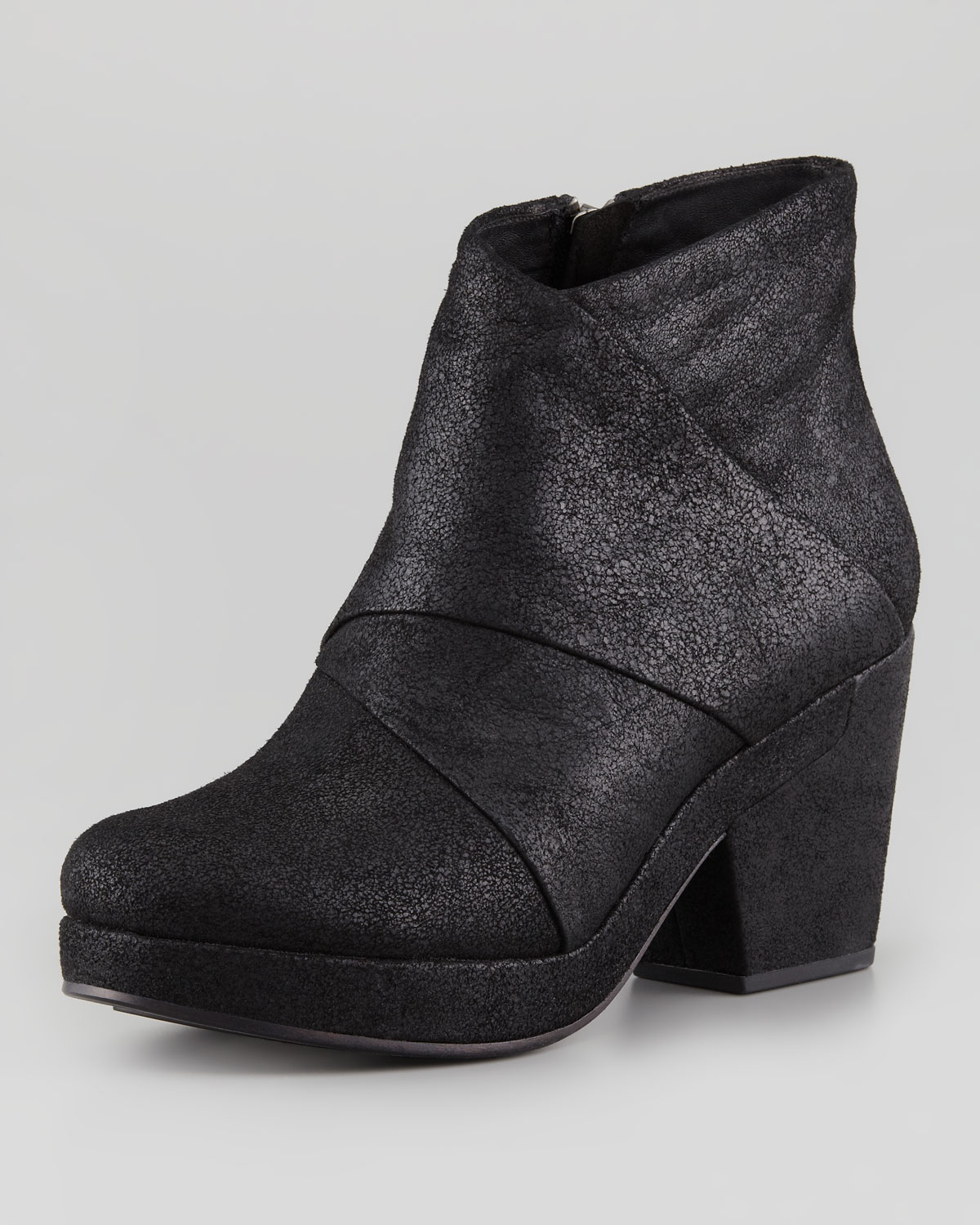 Eileen Fisher Coax Leather Bootie in Black (Gray) - Lyst