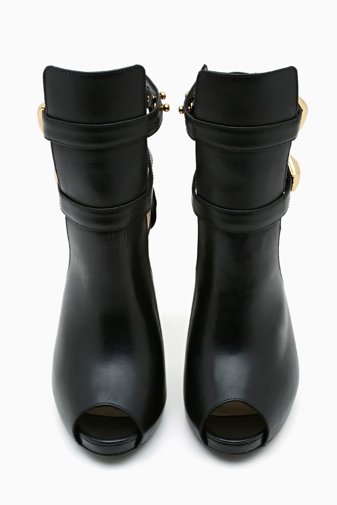 nasty gal black sandals