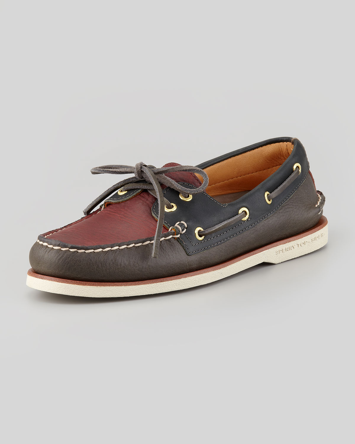 sperry two tone boat shoe