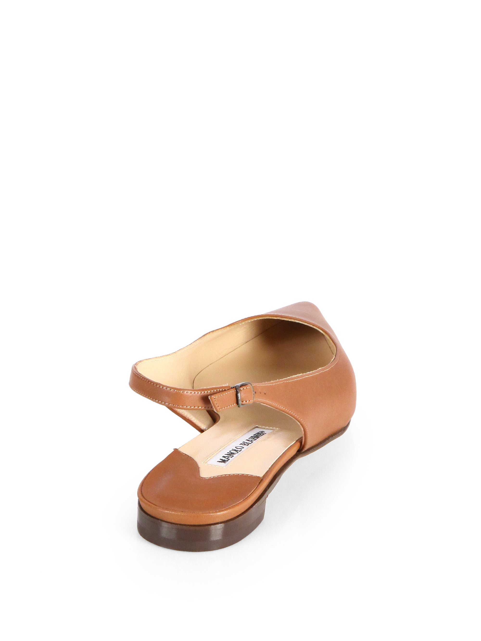 manolo blahnik leather flats