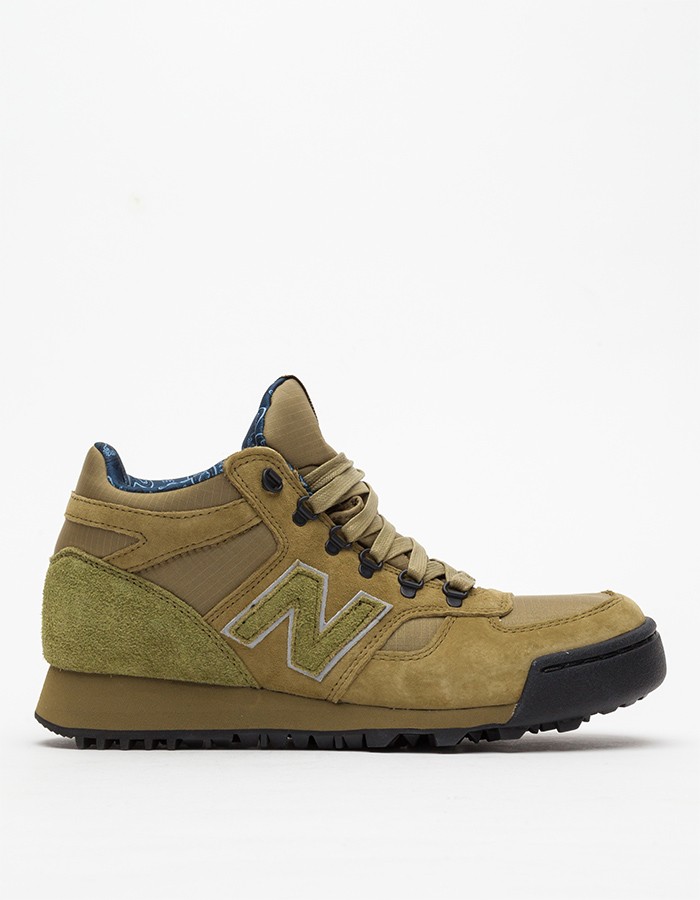 new balance 710 green