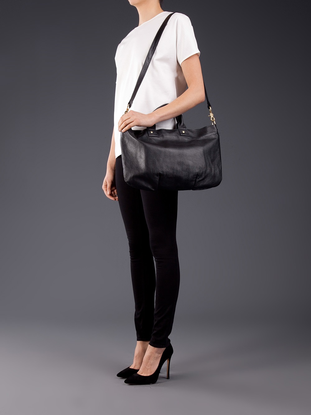 clare v messenger bag