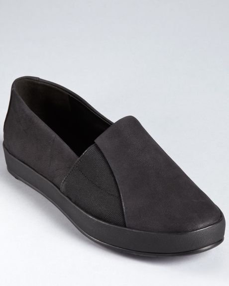 Eileen Fisher Shoes Chase Flat in Black | Lyst