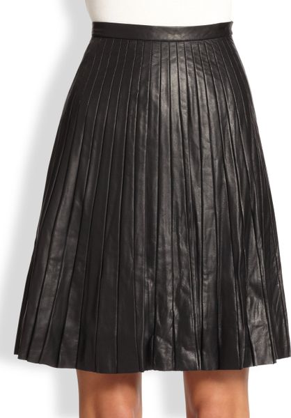 Theory Alcine Pleated Leather Skirt in Black | Lyst