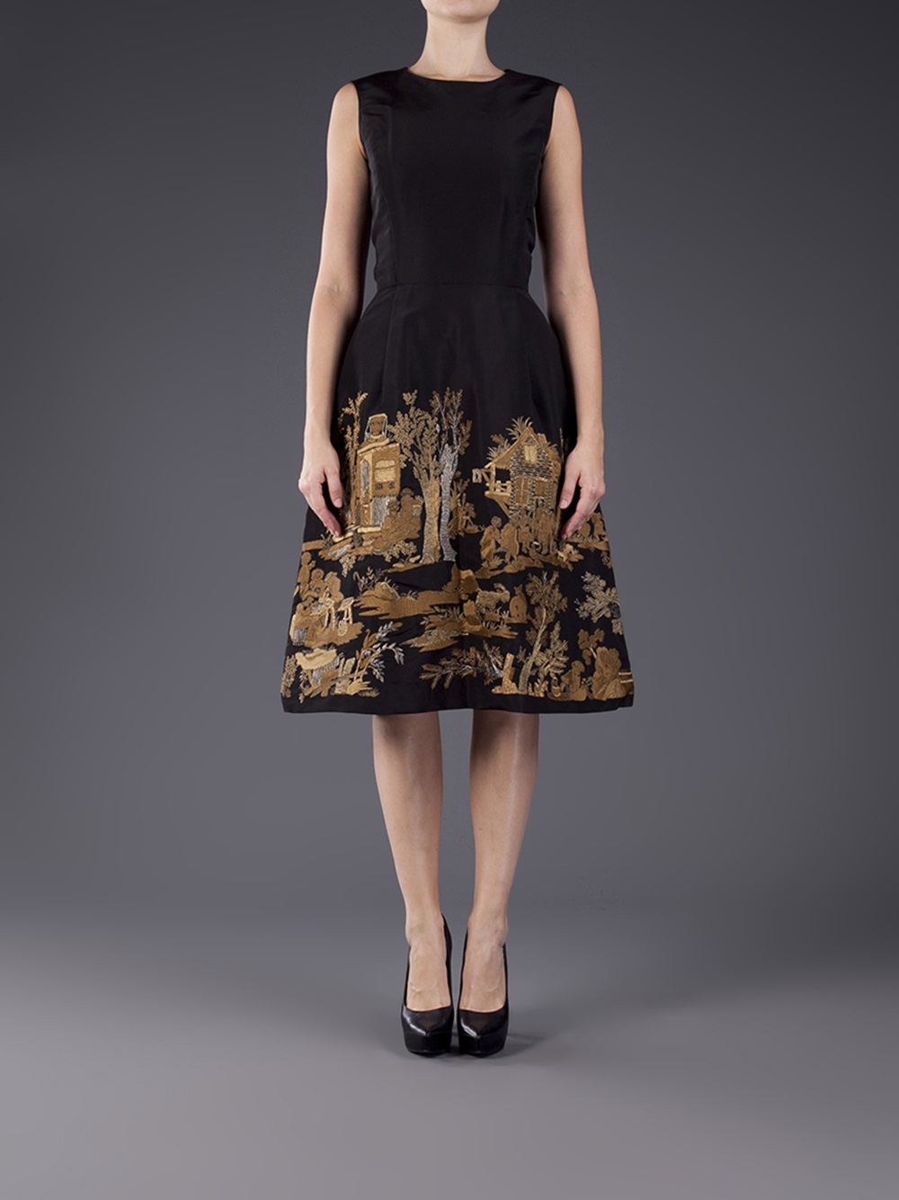 oscar de la renta black gown