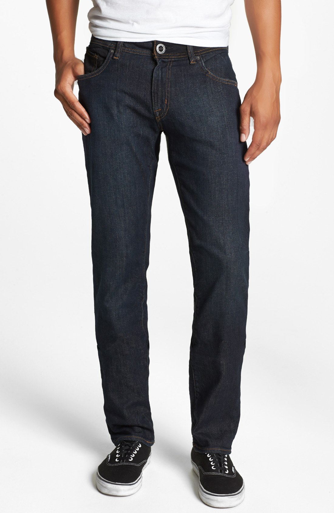 Available Options Stay comfortable and look good without breaking the bank in the Solver Tapered Washed Black Jeans from Volcom. Featuring a washed denim construction for a naturally 'worn-in' look while the S Gene Superior Stretch Technology ensures the Solver's Modern Tapered Straight fit will last.