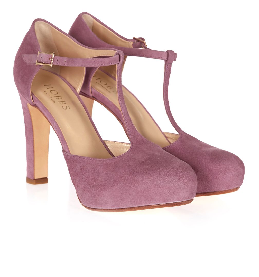 rose colour shoes