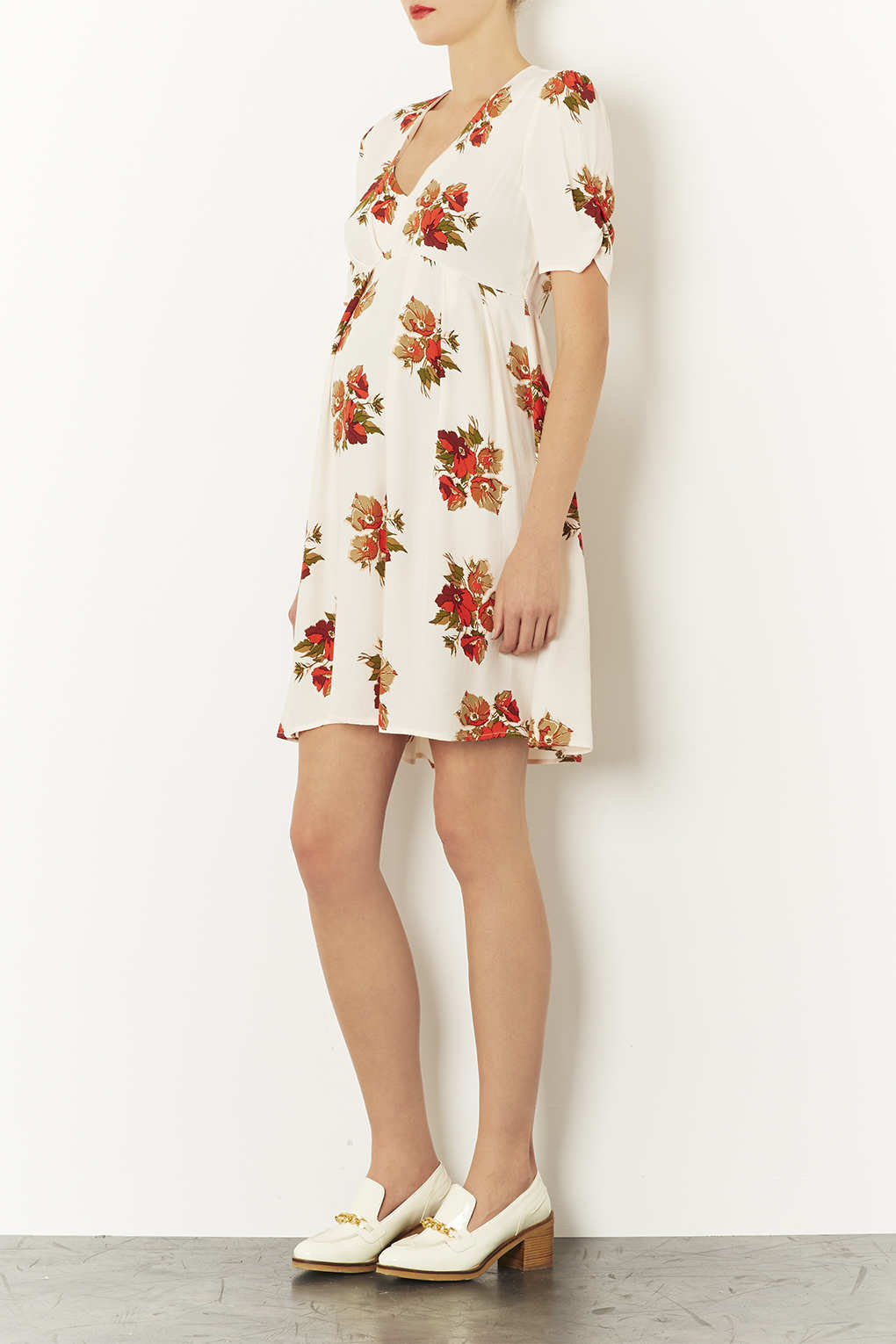 Maternity Autumn Floral Dress in Cream (Natural) Lyst