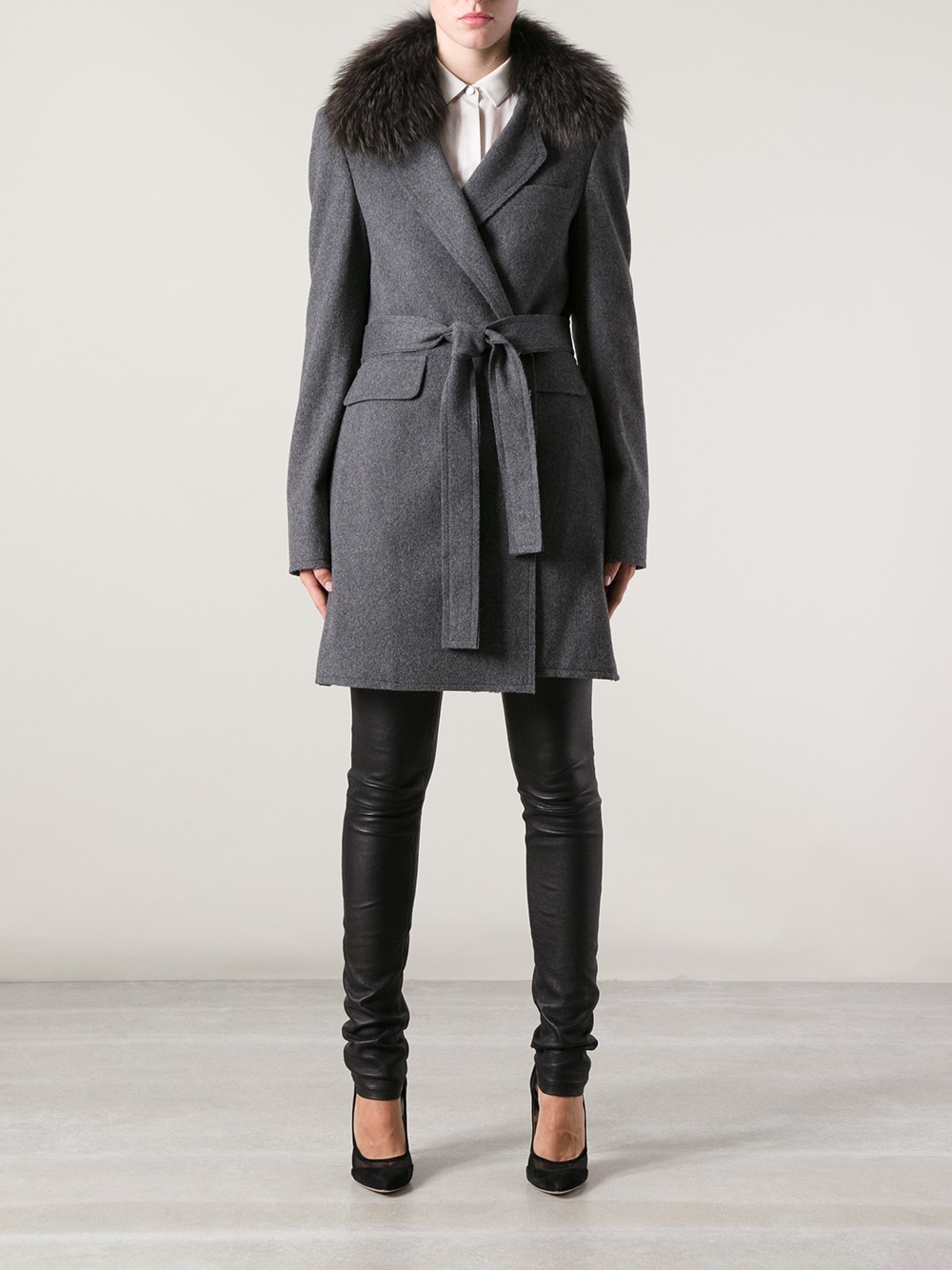 Each x Other Fur Collar Coat in Gray - Lyst