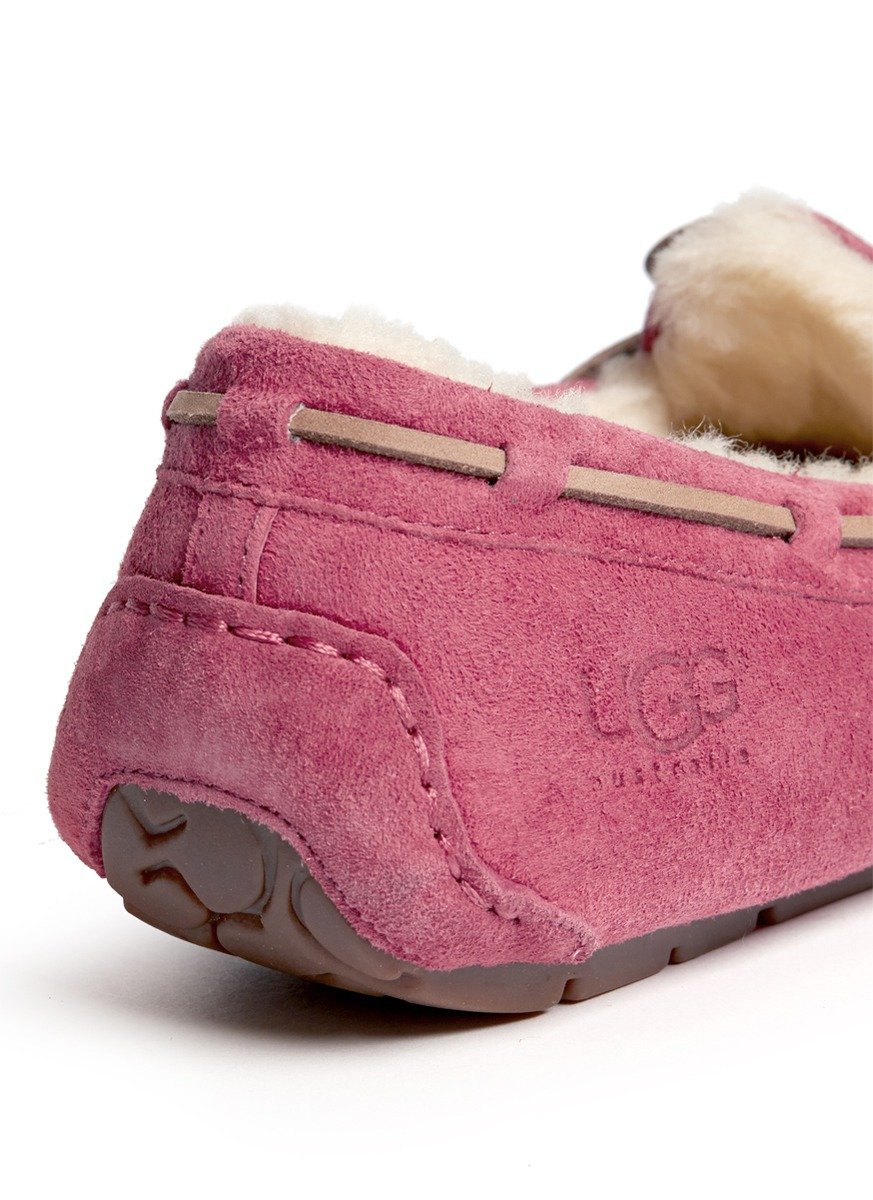 UGG Dakota Shearling Slippers in Pink - Lyst