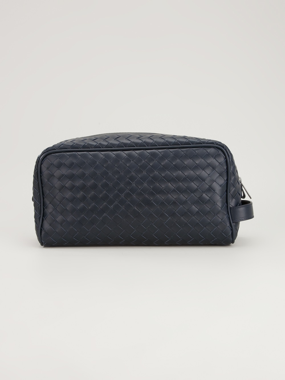 Bottega Veneta Leather Cassette Bag in Natural for Men Mens Bags Toiletry bags and wash bags 