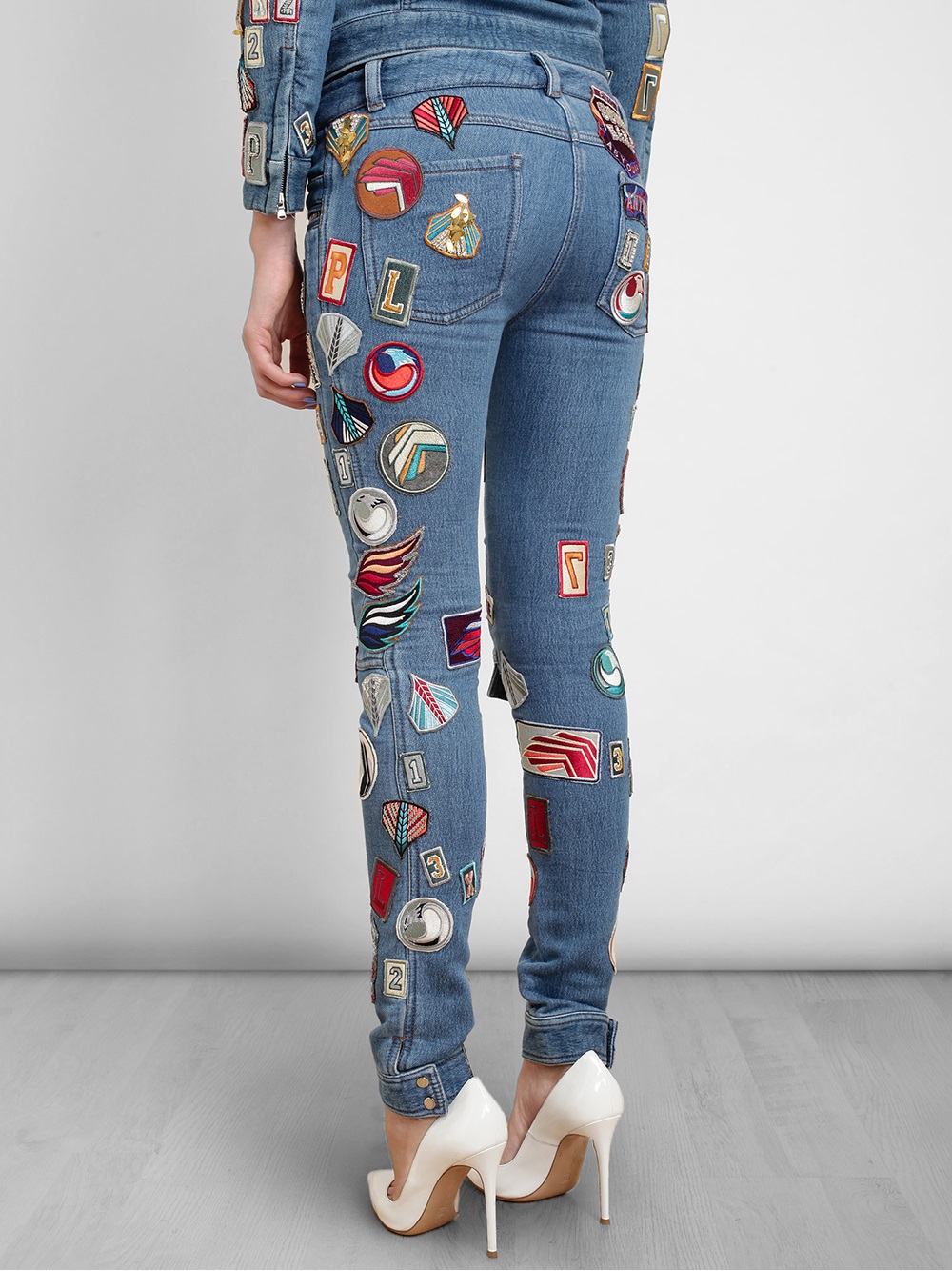 jeans with appliques