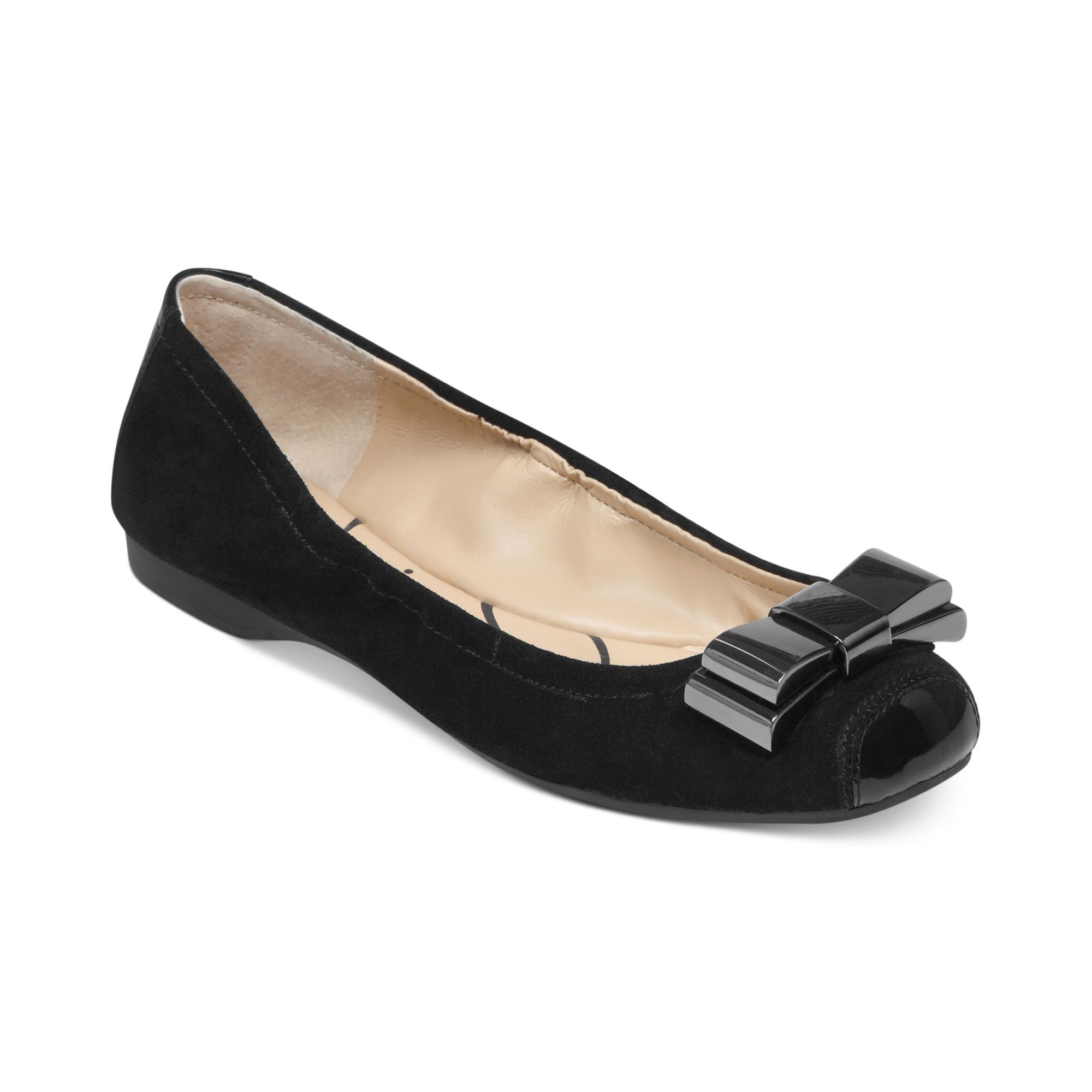 jessica simpson flat