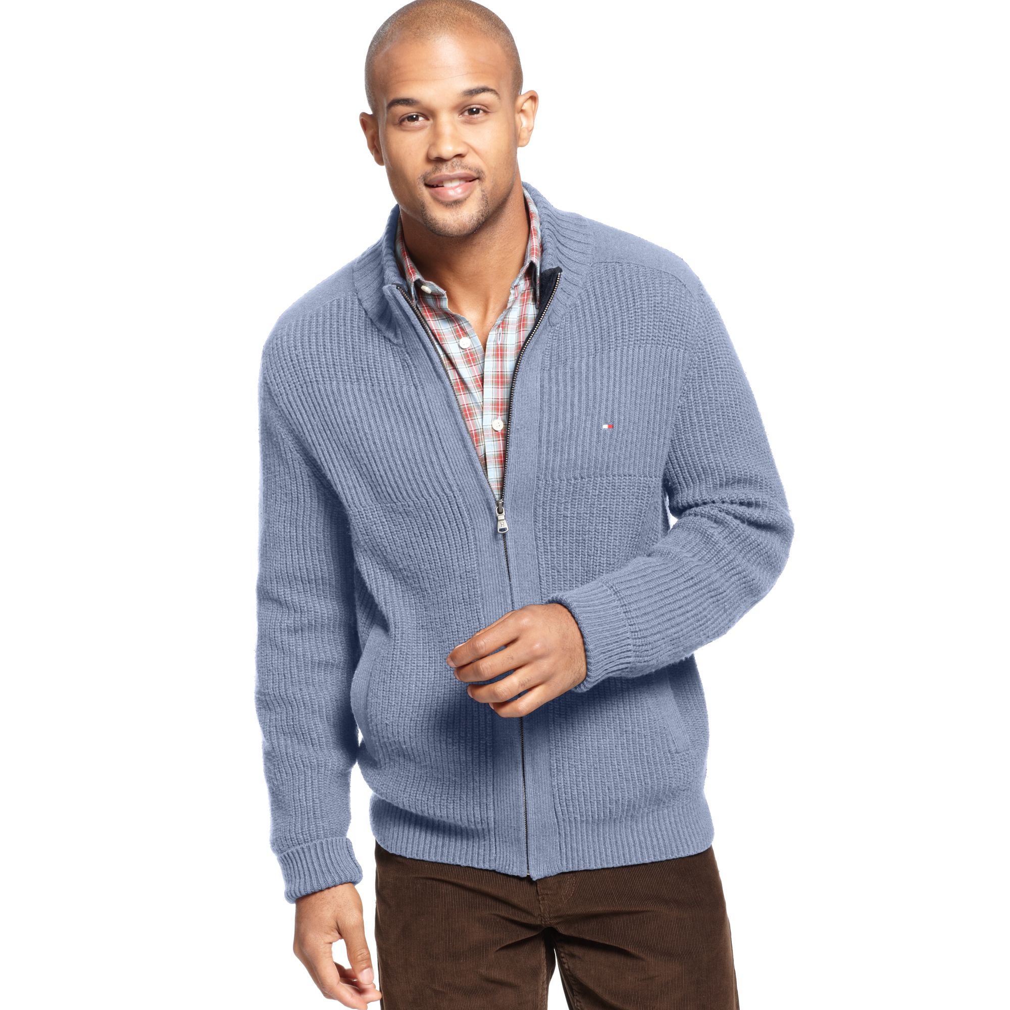 Tommy hilfiger outlet nyc Heute Dandy, morgen Hipster und übermorgen Skater? Wenn du Abwechslung in deiner Garderobe willst, ohne dafür Unmengen an Geld ausgeben zu müssen, bist du im Herren Outlet genau richtig.