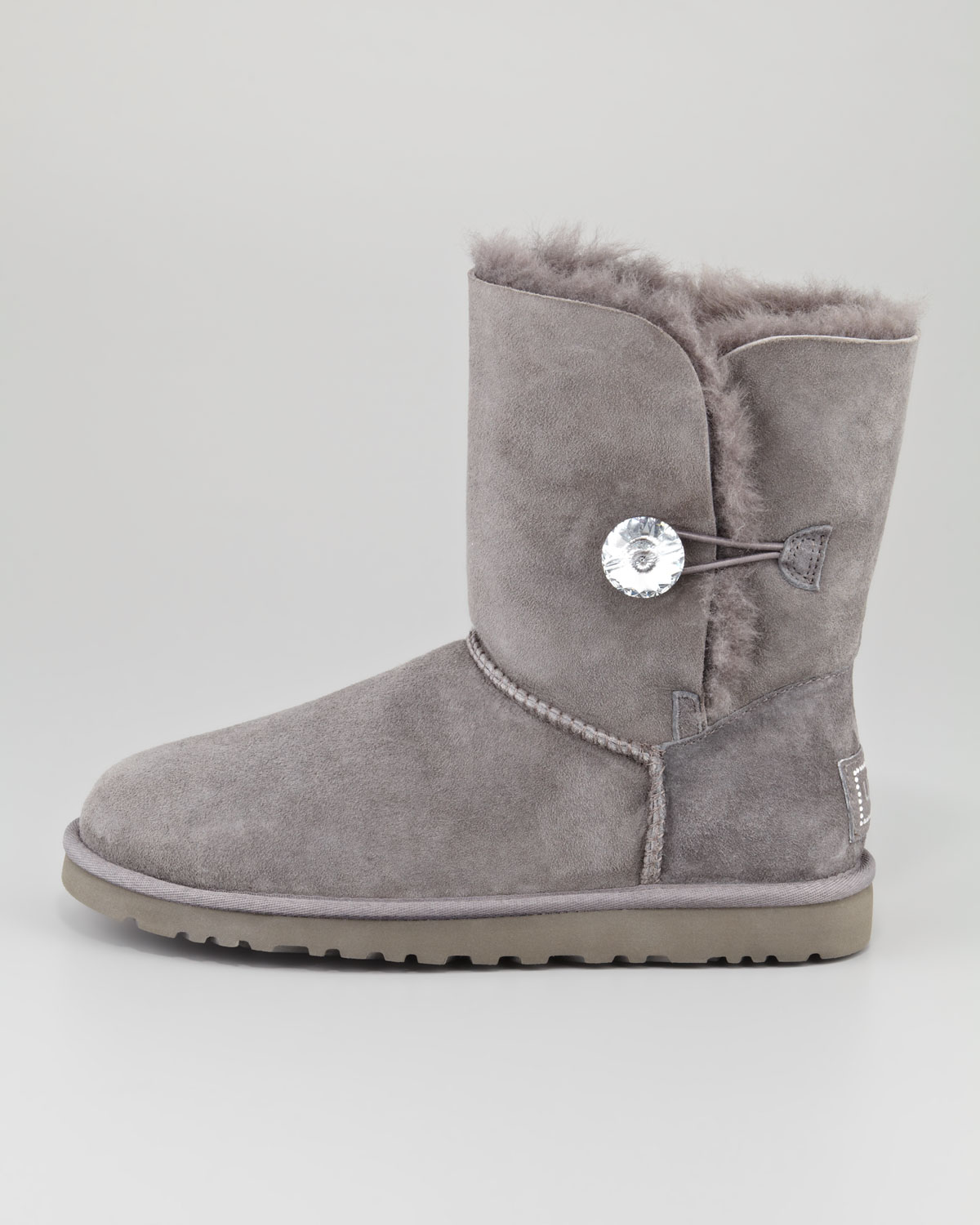 gray bailey button uggs