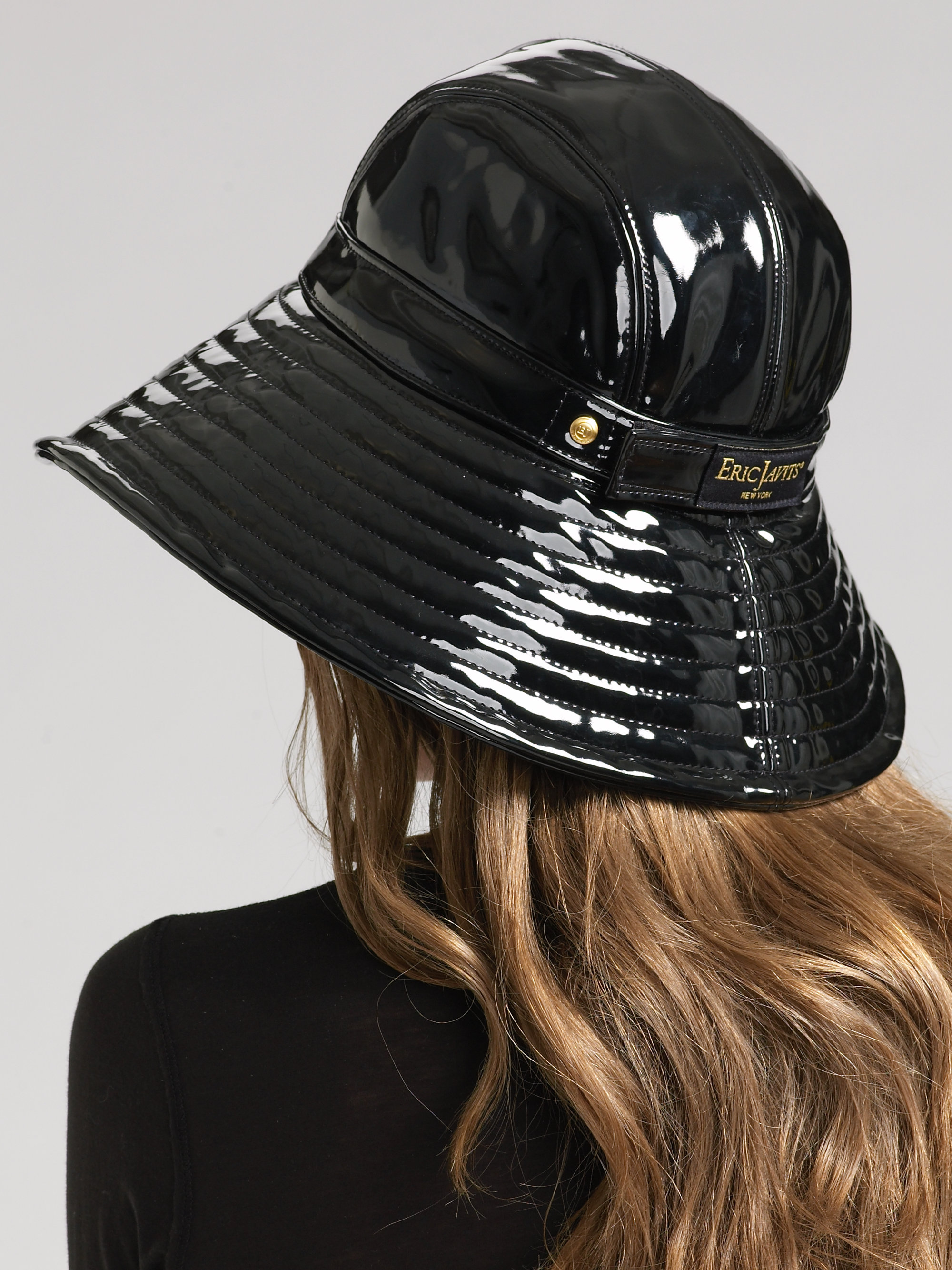 Eric Javits Patent Rain Hat in Black - Lyst