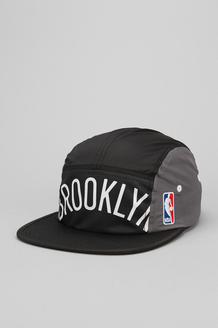 Mitchell & Ness NJ Nets Trucker Hat  Urban Outfitters Japan - Clothing,  Music, Home & Accessories