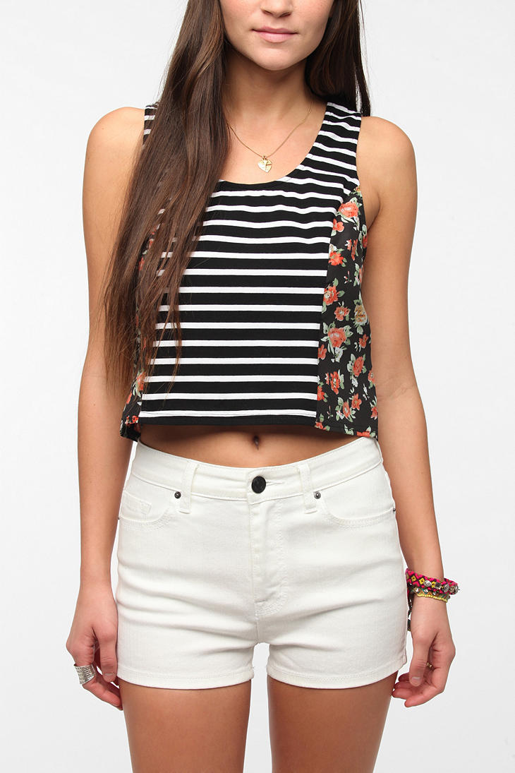 Urban Outfitters Pins and Needles Mixprint Swing Cropped Top in Black ...