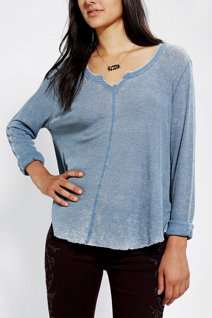 urban outfitters blue floral top
