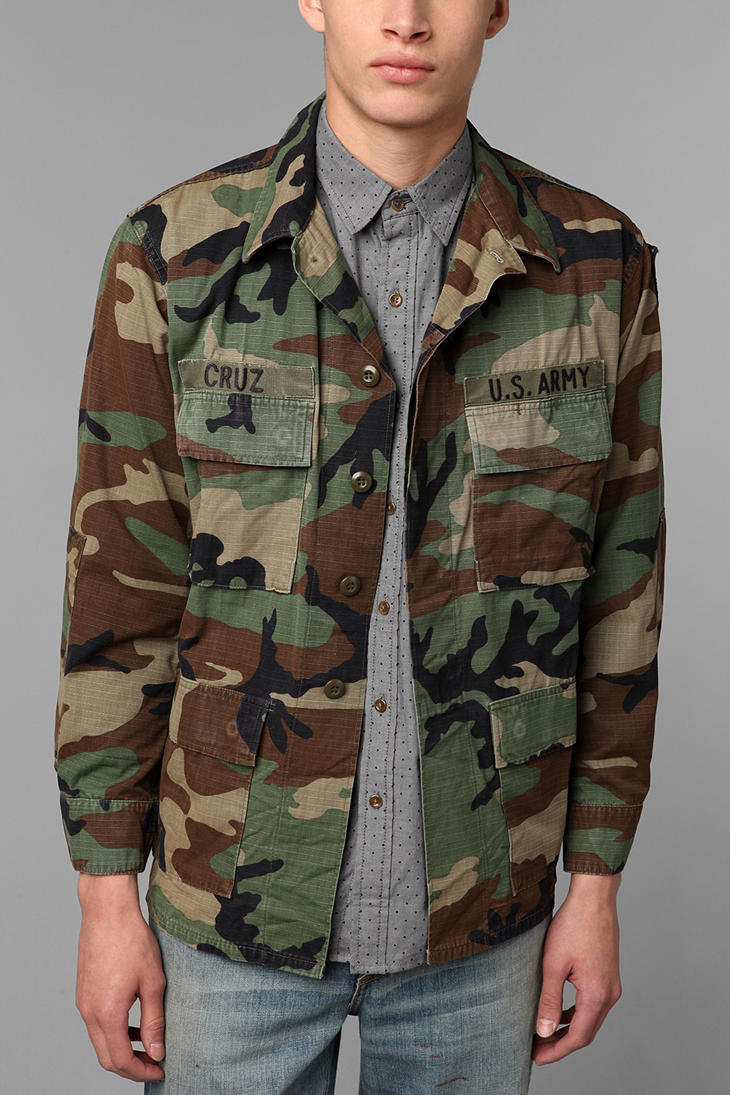 Urban Outfitters Urban Renewal Vintage Oversized Camo Jacket in Green for  Men | Lyst