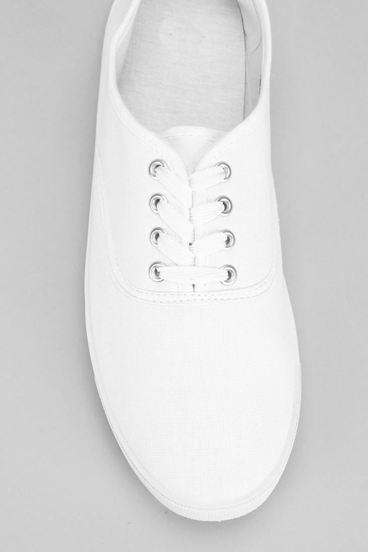 Urban Outfitters Uo Canvas Plimsoll Sneaker in White for Men | Lyst