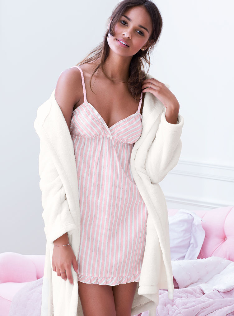 Robe à la mode Victoria's secret plush fleece robe