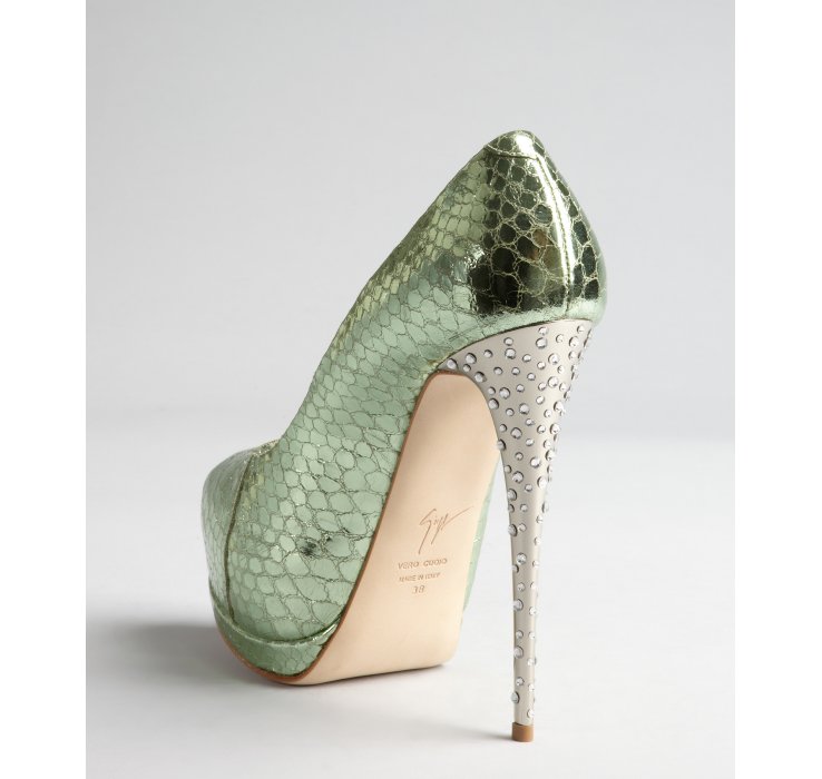 giuseppe zanotti green heels