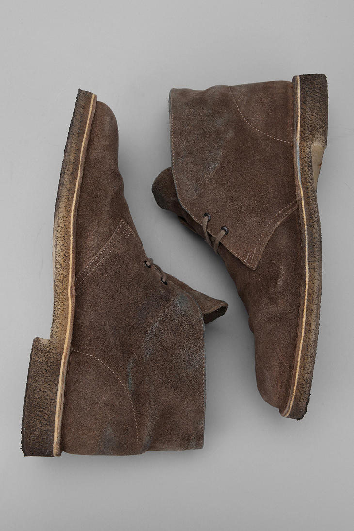 clarks distressed taupe desert boot