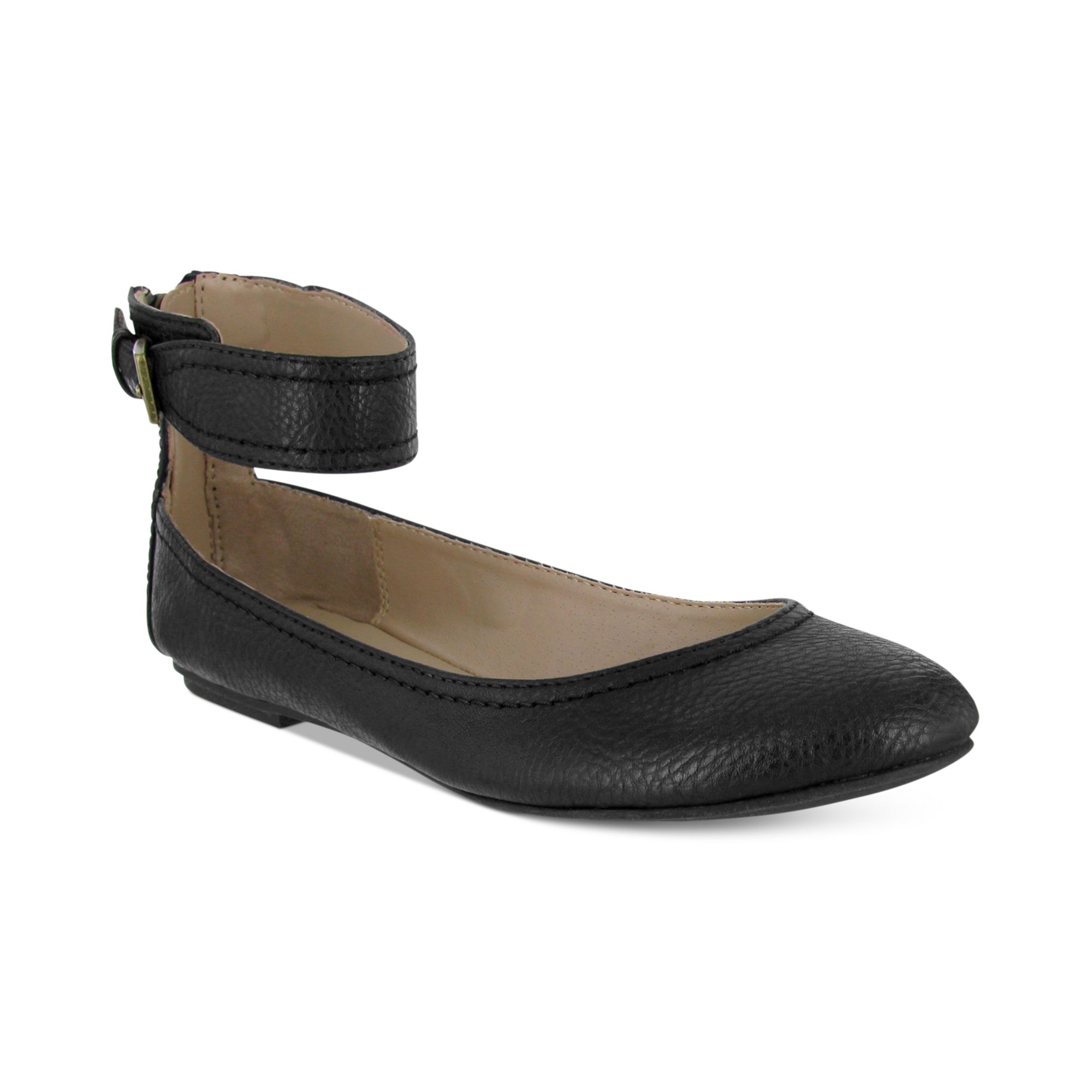 mia black flats