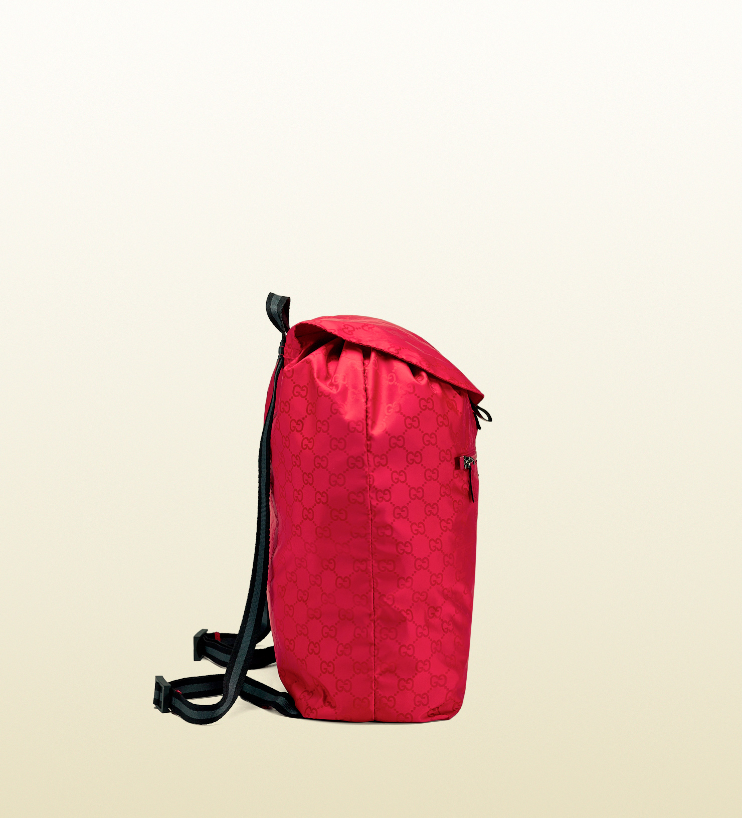 Gucci Gg Nylon Backpack From The Viaggio Collection in Red