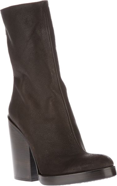 brown chunky heel boot