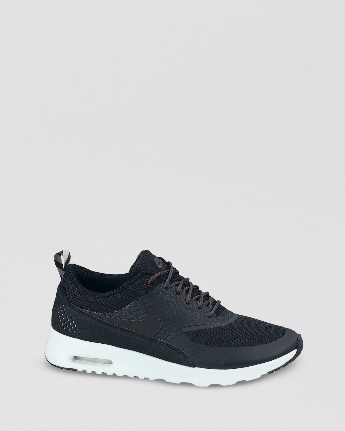 black nike air ladies