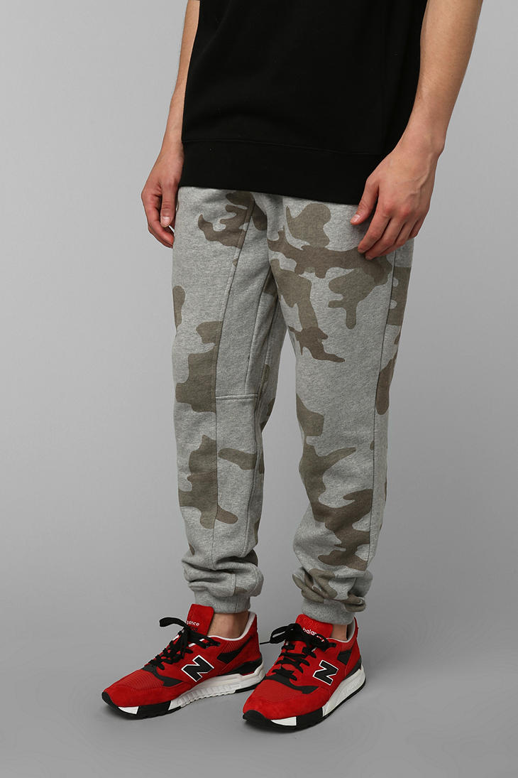 dark green jogging bottoms
