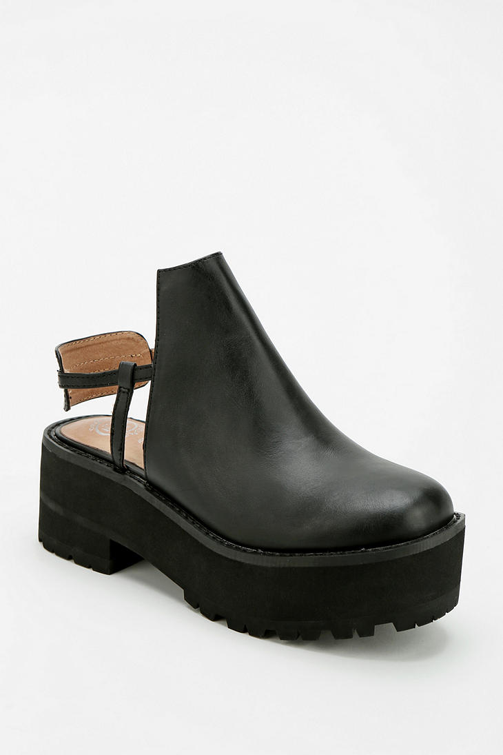 black platform mule