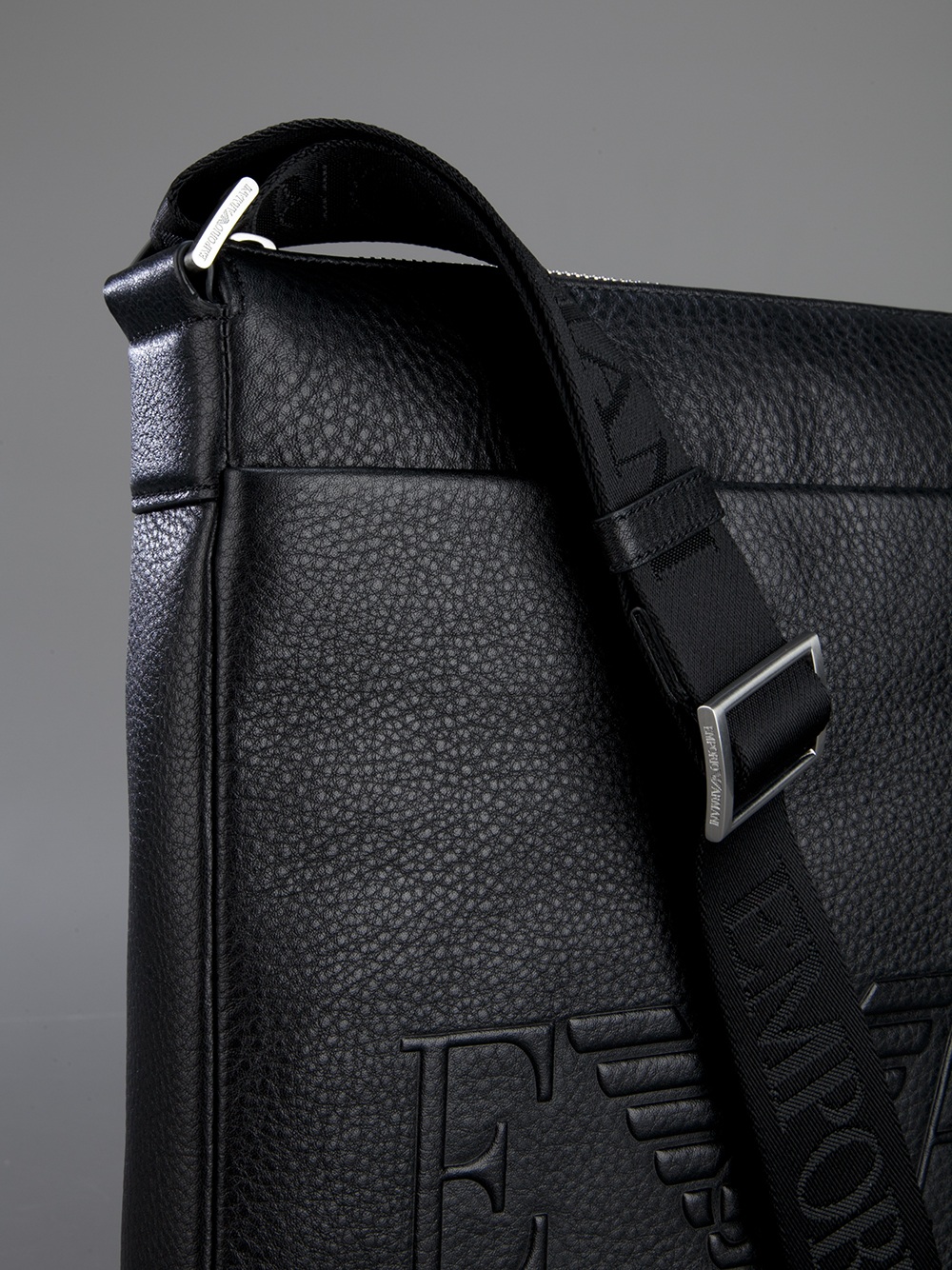 Emporio Armani Messenger Bag in Black for Men Lyst