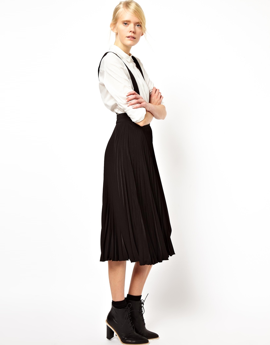 burberry skirt with braces