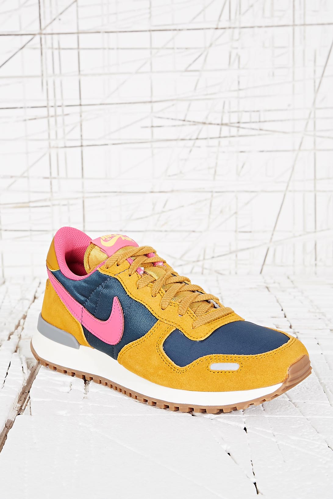 nike air vortex pink