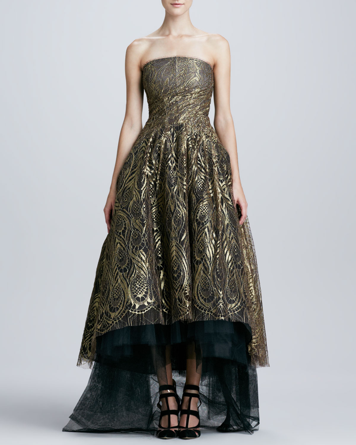 monique lhuillier strapless gown