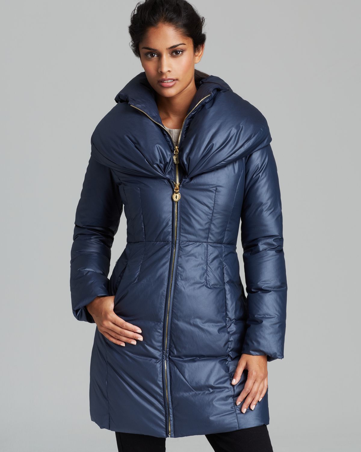 Pillow collar puffer coat top
