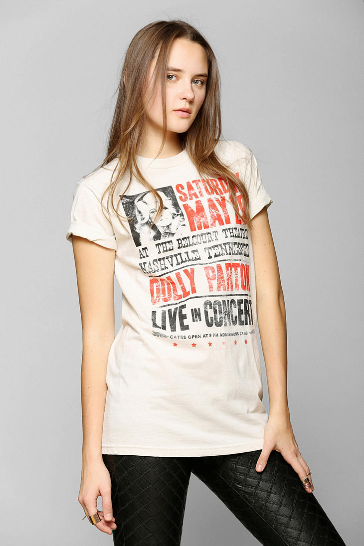 Urban Outfitters Dolly Parton Rollsleeve Tee in White | Lyst
