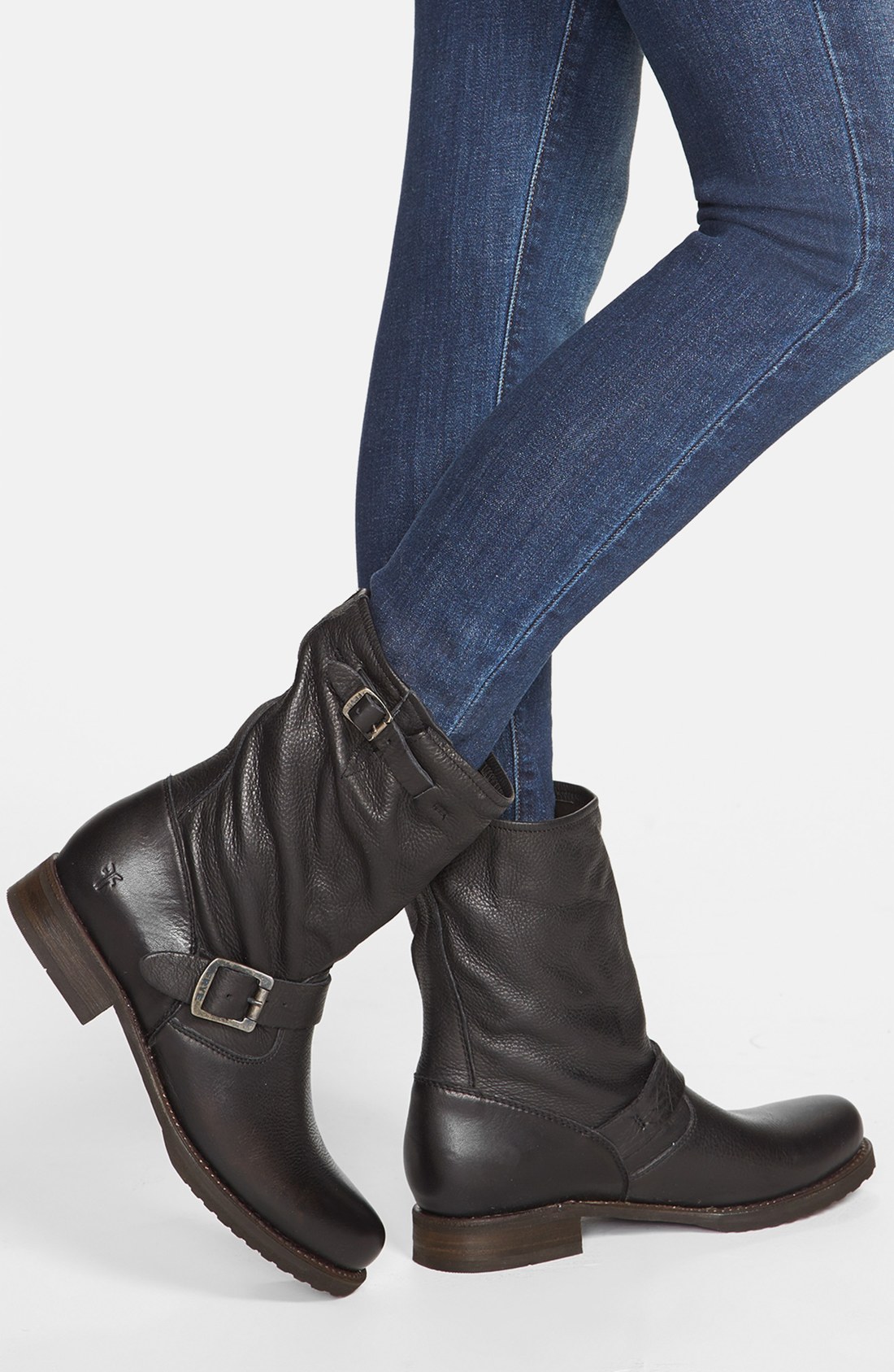 Frye Veronica Shortie Boot in Black | Lyst