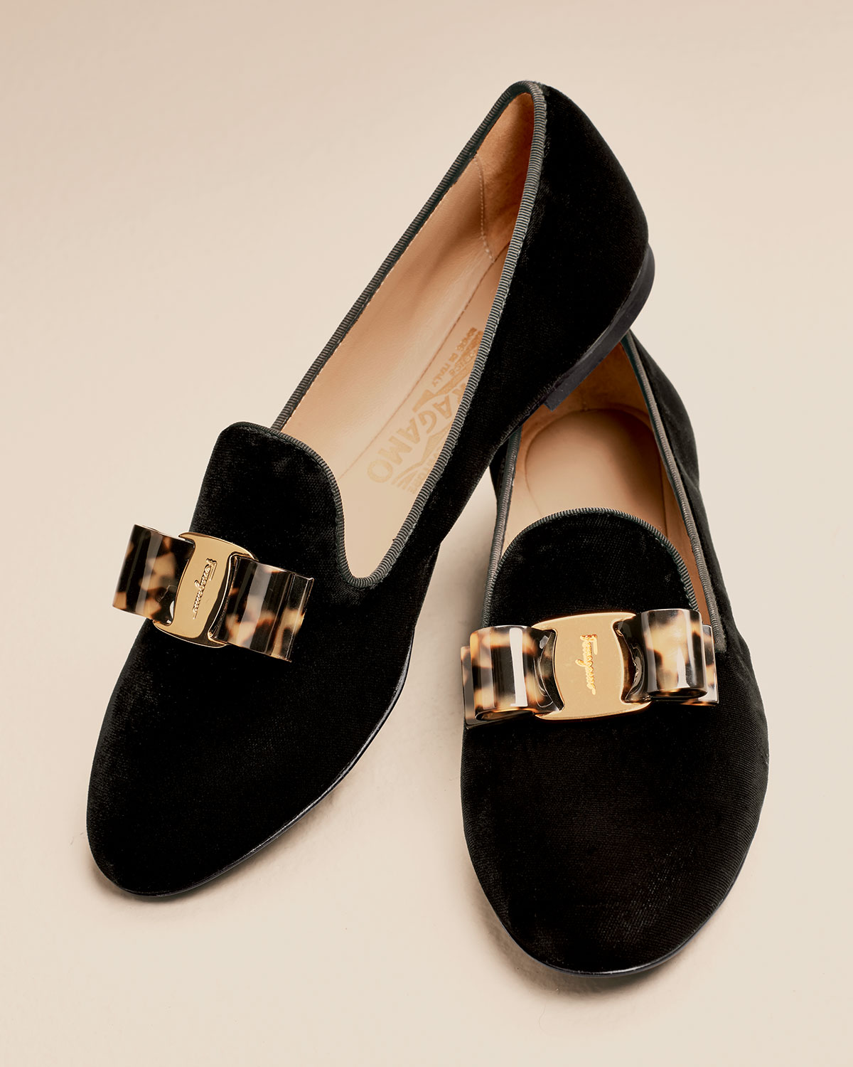 Ferragamo Scotty Velvet Vara Smoking Slipper in Black - Lyst