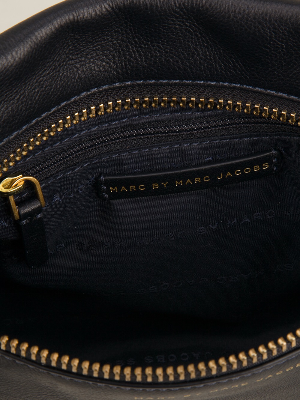 marc by marc jacobs metropolitan tote