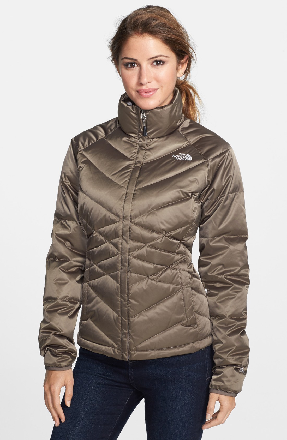 Last Minute Deals The North Face Dryzzle Jacket Womens Closeout - The Women's North Face Dryzzle Jacket is a lightweight, waterproof and breathable shell that is fully seam sealed to protect against wind and water. Versatile enough to go from the town to the backcountry with ease, the Dryzzle is equipped with everything you need to stay dry during wet and windy conditions.