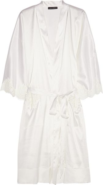 Dolce & Gabbana Lace Trimmed Stretch Silk Satin Robe in White | Lyst