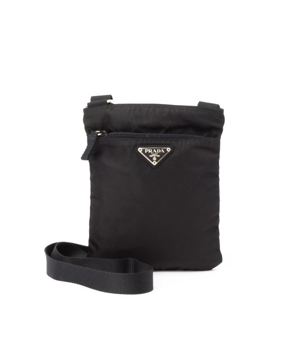 prada-black-preowned-black-nylon-flat-messenger-bag-product-1-15390688-842028461.jpeg  