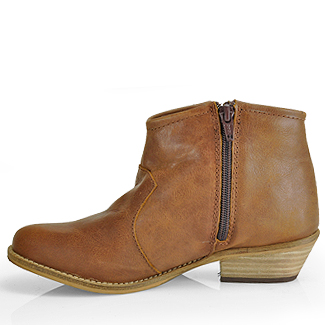 steve madden nadalie bootie cognac