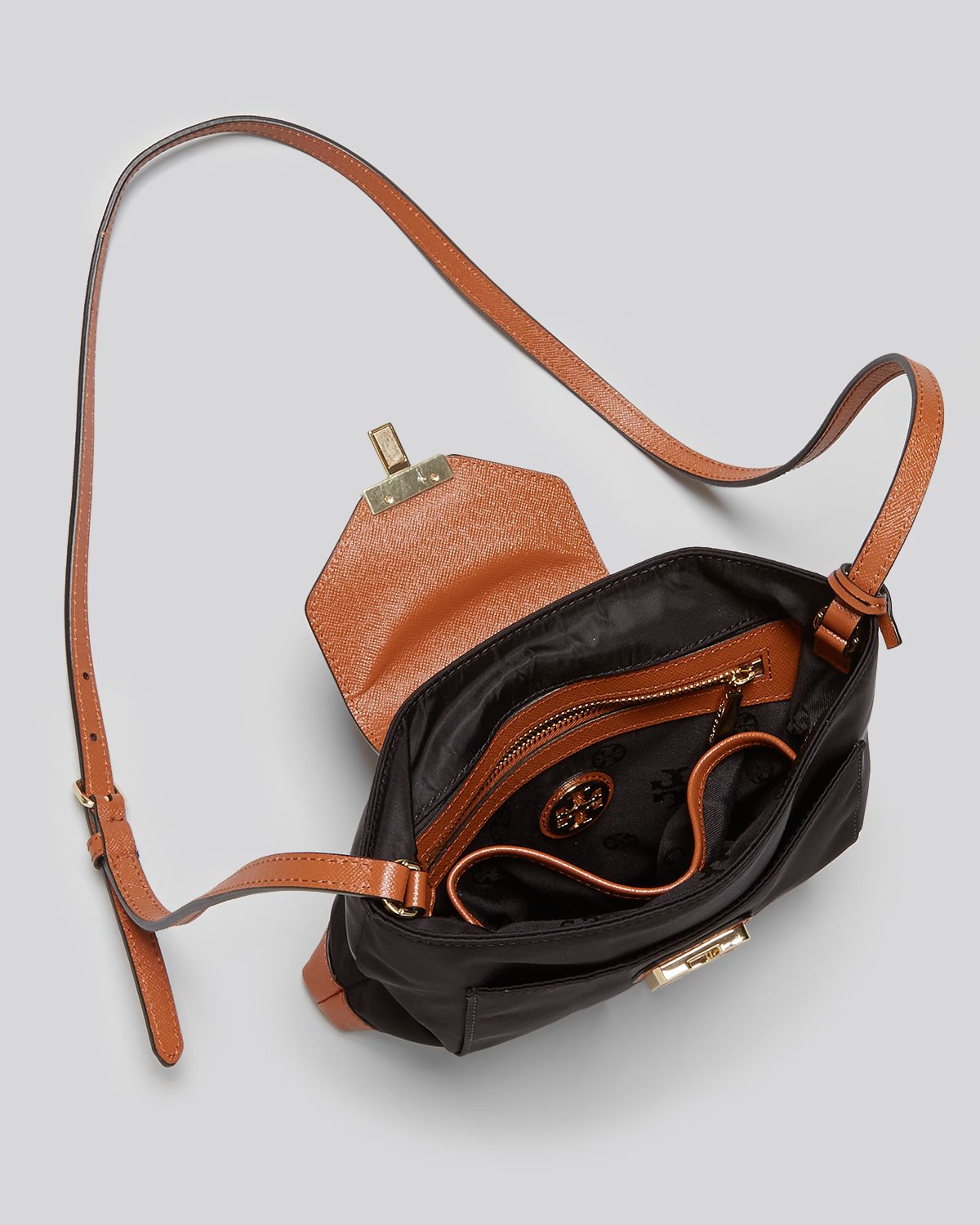 Tory Burch Crossbody Penn Swingpack in Brown Lyst