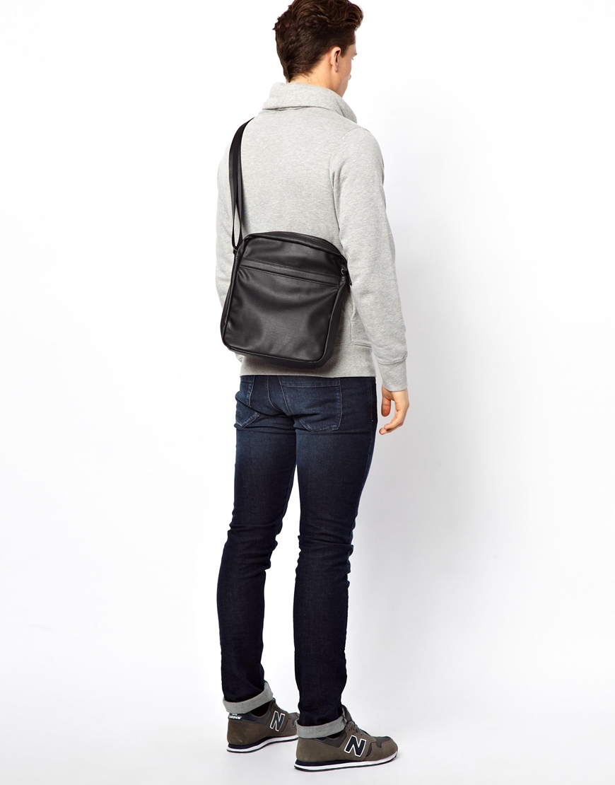 men flight bag